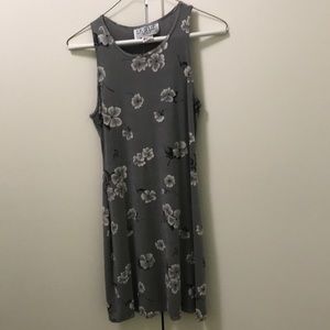 Vintage bodycon floral print dress